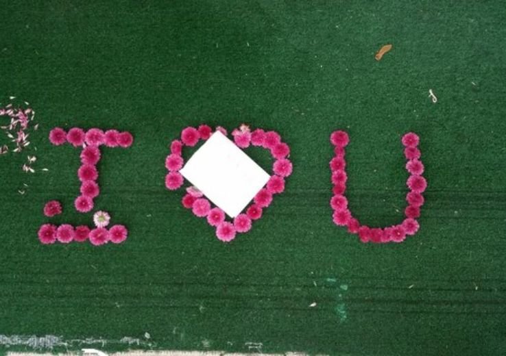 Beautiful Ishq Lines in Hindi